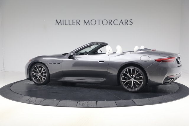 2026 Maserati GranCabrio Modena