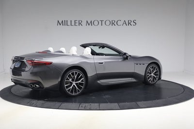 2026 Maserati GranCabrio Modena