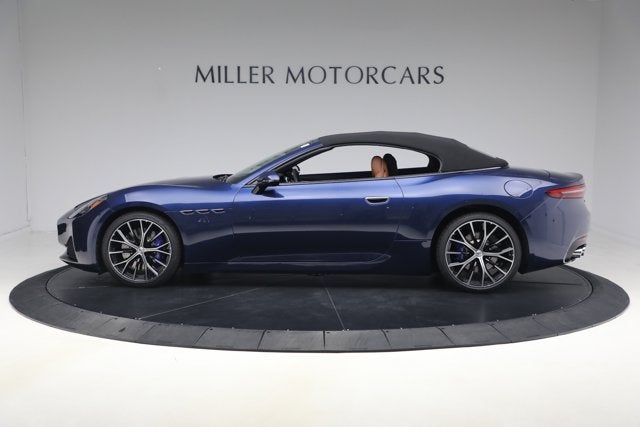 2026 Maserati GranCabrio Modena