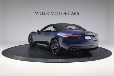 2026 Maserati GranCabrio Modena
