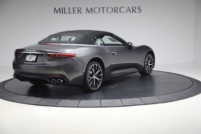 2026 Maserati GranCabrio Modena