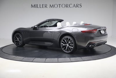 2026 Maserati GranCabrio Modena