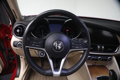 2017 Alfa Romeo Giulia Ti