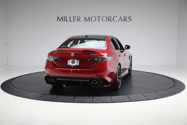 2024 Alfa Romeo Giulia Quadrifoglio