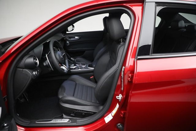 2024 Alfa Romeo Giulia Quadrifoglio