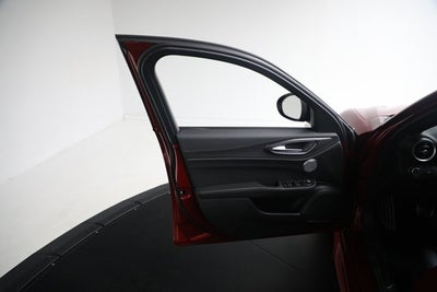 2024 Alfa Romeo Giulia Quadrifoglio