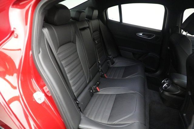 2024 Alfa Romeo Giulia Quadrifoglio