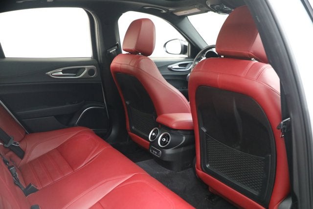 2022 Alfa Romeo Giulia Veloce