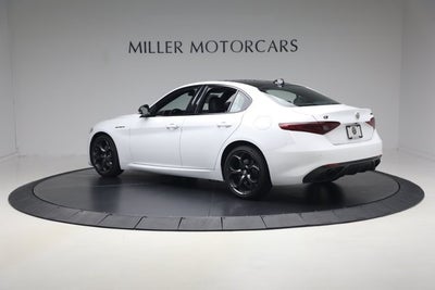 2023 Alfa Romeo Giulia Estrema