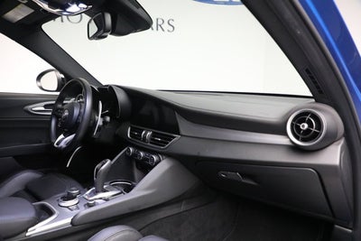 2022 Alfa Romeo Giulia Veloce