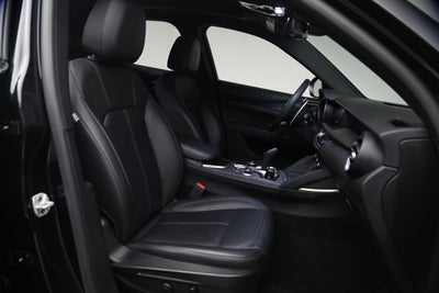 2022 Alfa Romeo Stelvio Sprint