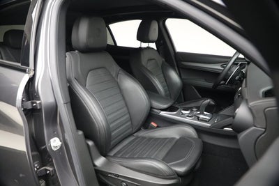2023 Alfa Romeo Stelvio Veloce
