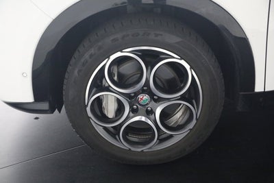 2024 Alfa Romeo Tonale Hybrid Ti