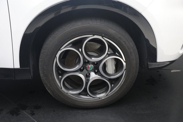 2024 Alfa Romeo Tonale Hybrid Ti
