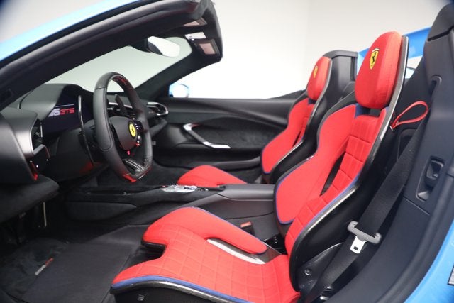 2025 Ferrari 296 GTS Base