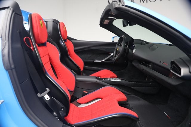 2025 Ferrari 296 GTS Base