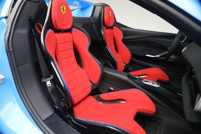 2025 Ferrari 296 GTS Base