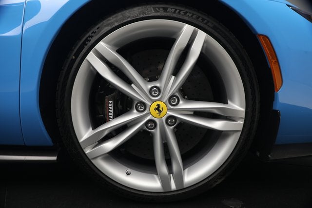 2025 Ferrari 296 GTS Base