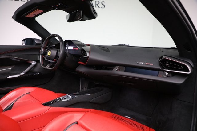 2023 Ferrari 296 GTS Base