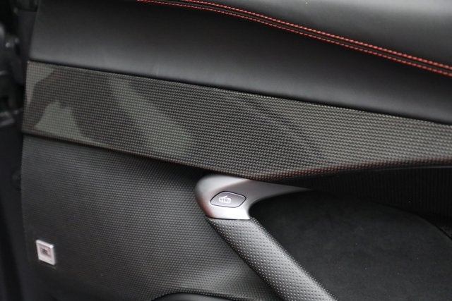2023 Ferrari 296 GTS Base