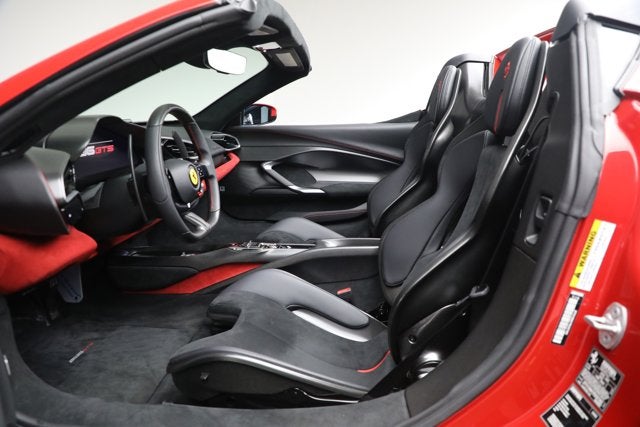 2024 Ferrari 296 GTS Base