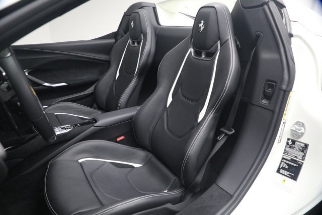 2025 Ferrari 296 GTS Base