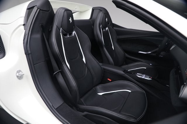 2025 Ferrari 296 GTS Base