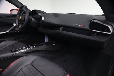 2024 Ferrari 296 GTS Base