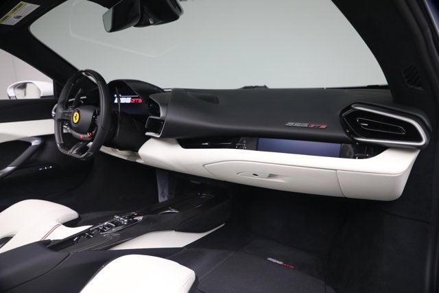 2025 Ferrari 296 GTS Base