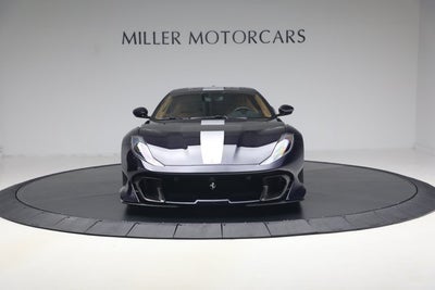 2022 Ferrari 812 Competizione Base