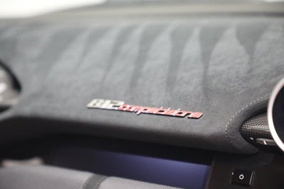 2022 Ferrari 812 Competizione Base