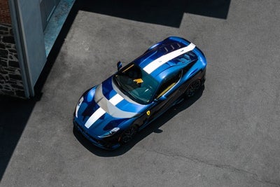 2022 Ferrari 812 Competizione Base