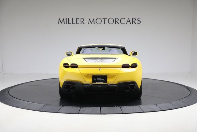 2025 Ferrari Roma Spider Base