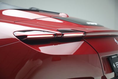 2025 Ferrari Roma Spider Base