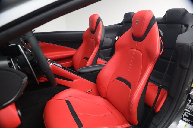 2026 Ferrari Roma Spider Base