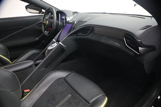 2025 Ferrari Roma Spider Base