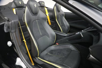 2025 Ferrari Roma Spider Base