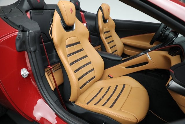 2024 Ferrari Roma Spider Base