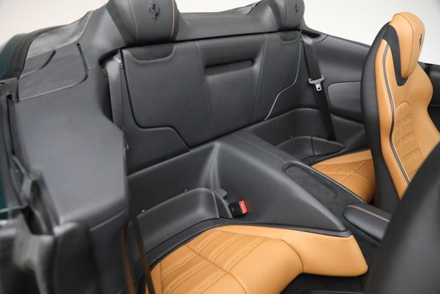 2025 Ferrari Roma Spider Base