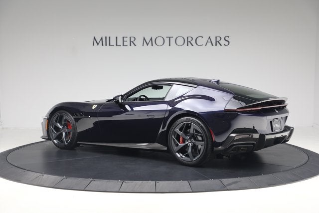 2025 Ferrari 12Cilindri Base