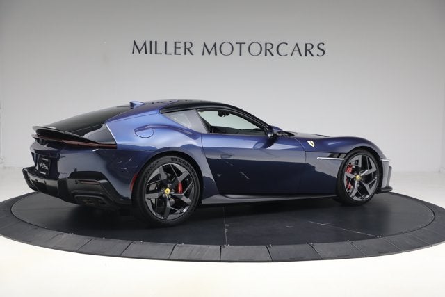2025 Ferrari 12Cilindri Base