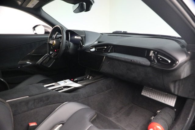 2025 Ferrari 12Cilindri Base