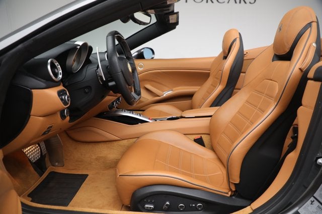 2017 Ferrari California T Base
