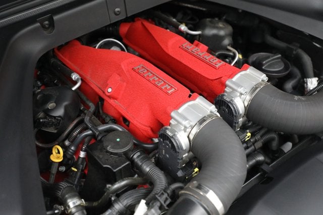 2017 Ferrari California T Base