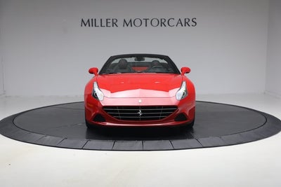 2017 Ferrari California T Base