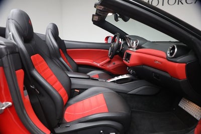 2017 Ferrari California T Base
