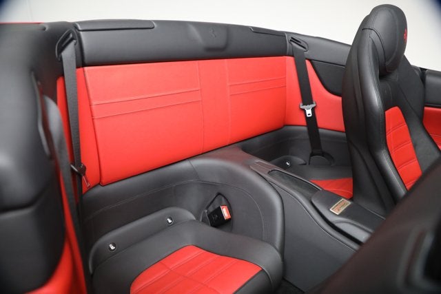 2017 Ferrari California T Base