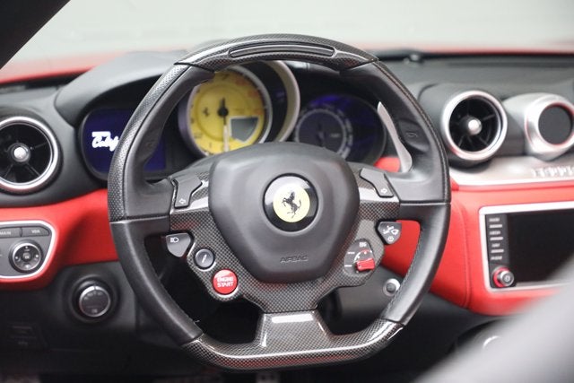 2017 Ferrari California T Base