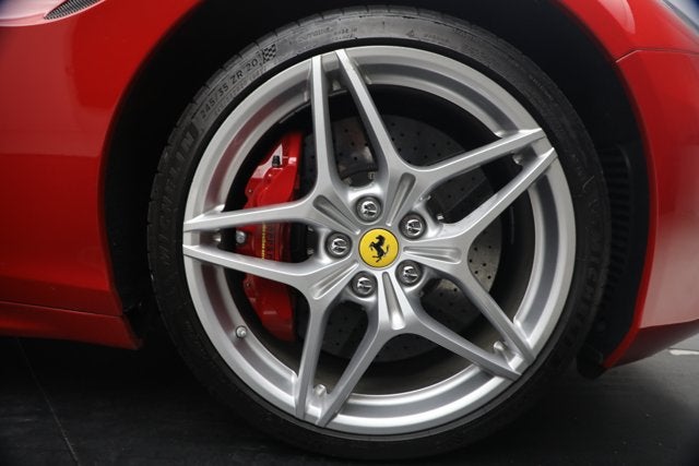 2017 Ferrari California T Base