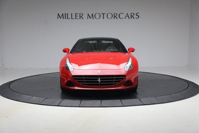 2017 Ferrari California T Base